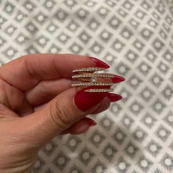 Swarovski women’s gold plated ring , approximately a 8.5 women’s size - Picture 3 of 5
